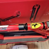 НОВ! Оригинал-Ferrari скутер за големи, снимка 3 - Други спортове - 34888755