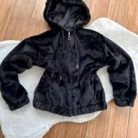 Пухкави и топли якета с качулка бежово или черно, снимка 2 - Якета - 43016157