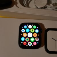 Apple Watch S4 Cellular STAINLESS STEEL 44MM (4TH GEN)-Гаранция!, снимка 3 - Смарт часовници - 38191099