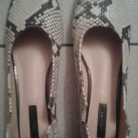 Елегантни обувки-змийски принт, снимка 3 - Дамски елегантни обувки - 32728841