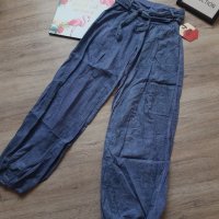 Нов син дамски ефирен панталон с коланче на намаление, снимка 1 - Панталони - 28487536