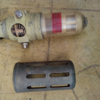 Френски атоматичен водомасло оделителен филтьр с регулатор на налягане, снимка 2 - Резервни части за машини - 36543851