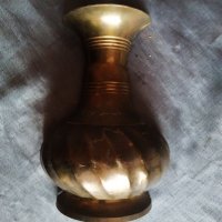 стара месингова ваза за стена, снимка 1 - Антикварни и старинни предмети - 27470302