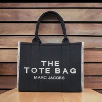 Луксозна чанта Marc Jacobs кодSG50K, снимка 1 - Чанти - 43937828