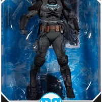Екшън фигура McFarlane DC Comics: Multiverse - Hazmat Suit Batman (JL: The Amazo Virus), 18 cm, снимка 1 - Колекции - 38894826