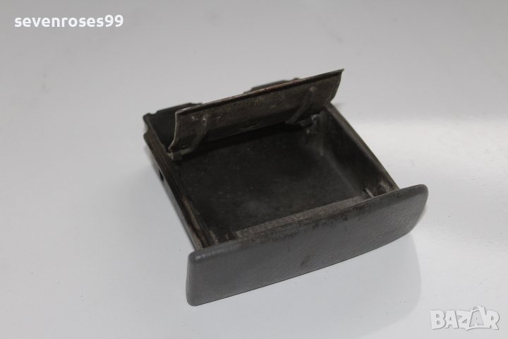 Пепелник преден център Хонда ЦРВ Honda CRV 1, снимка 1