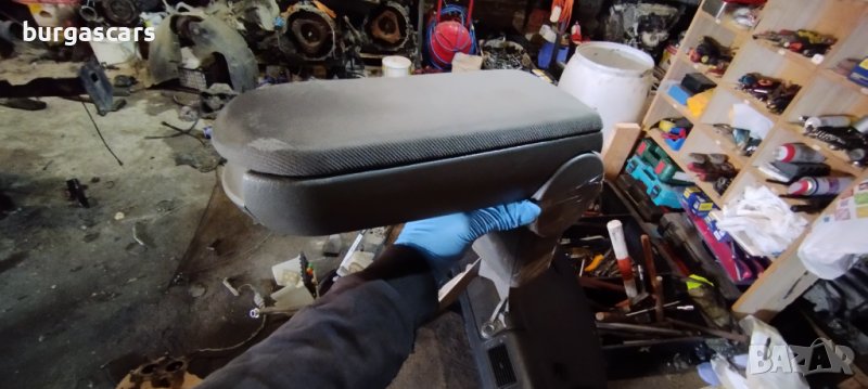 Подлакътник Vw Golf 4 - 60лв, снимка 1