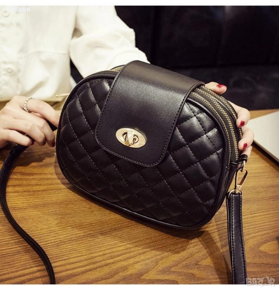 Малка дамска чанта с 2 прегради, снимка 1