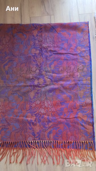 Красив и топъл шал, снимка 1