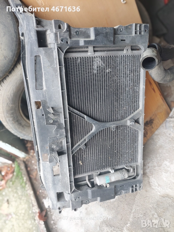 Радиатор мазда 5, снимка 1