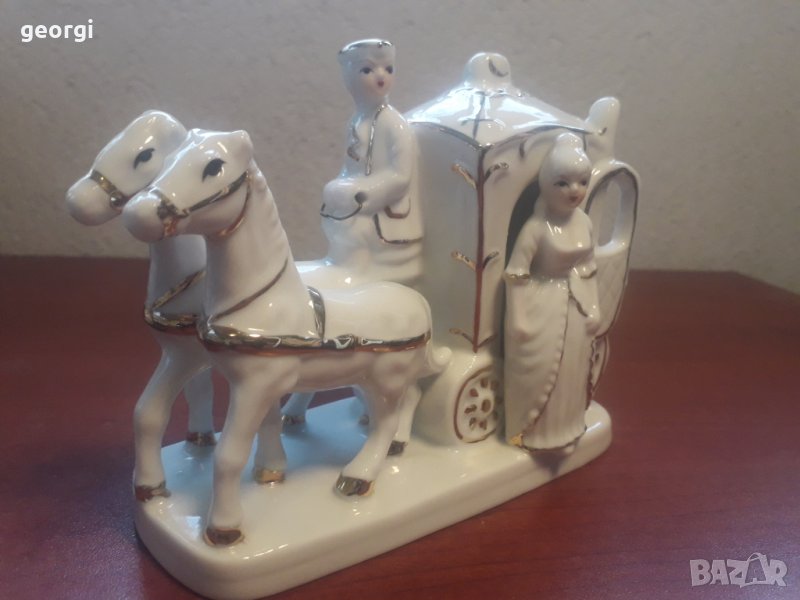 Порцеланова фигурка , снимка 1