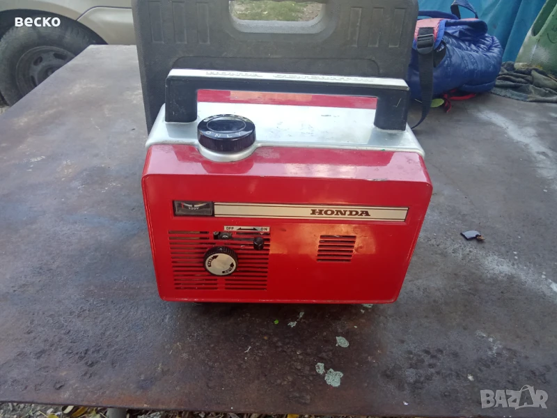 Малък портативен генератор honda, снимка 1