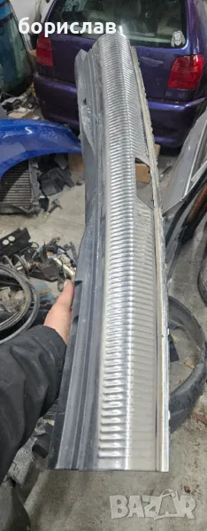 Кора в багажника за Пасат б6 , снимка 1