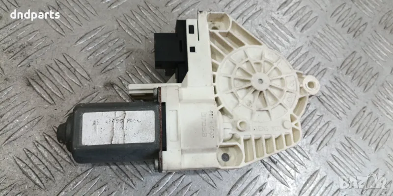 Моторче стъклоповдигач Audi A6 4F 2006г.(заден десен)	, снимка 1