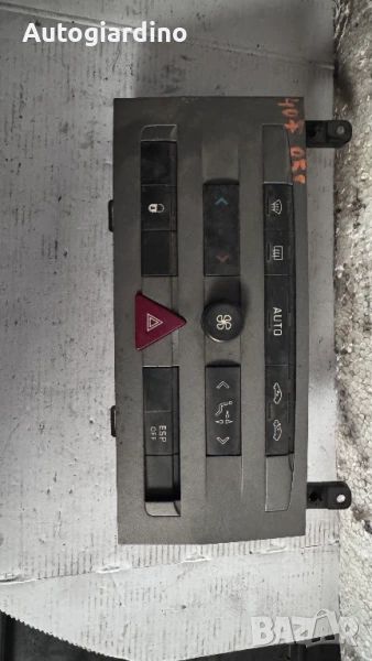 Климатичен блок / панел / табло за Peugeot - 407 - VP4PUH-18C612-CH /  FCLB080771, снимка 1