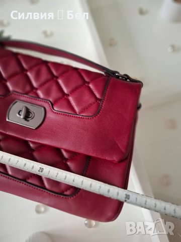 Дамска чанта, снимка 5 - Чанти - 50737247