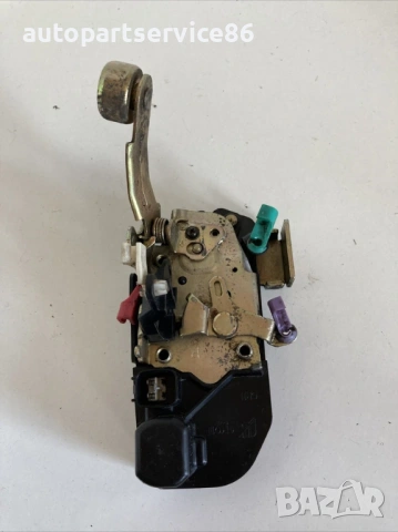 Брава за заключване на предна дясна врата за Jeep Cherokee (2005), снимка 2 - Части - 53494569