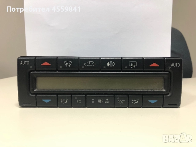 КУПУВАМ оригинално радио и климатроник за Мерцедес W210,W208,W202,W140