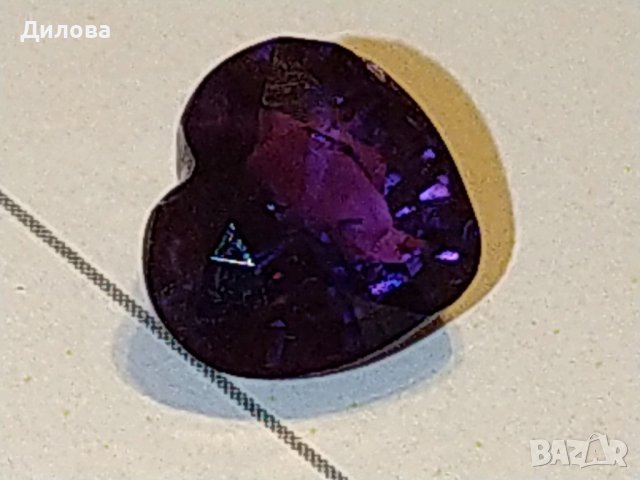 Сертифициран нетретиран променящ цвета си сапфир  сърце-1.08 ct, снимка 8 - Други - 43798355