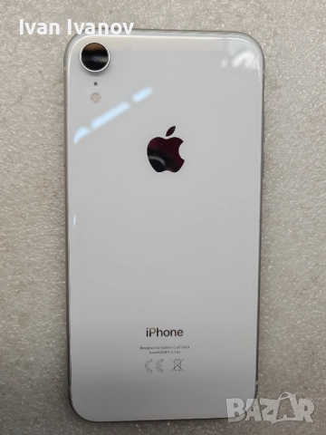 iPhone XR 64gb перфектен. 