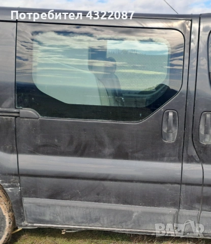 Врата задна дясна плъзгаща  Опел Виваро / Opel Vivaro 2.5 CDTI 135 к.с 