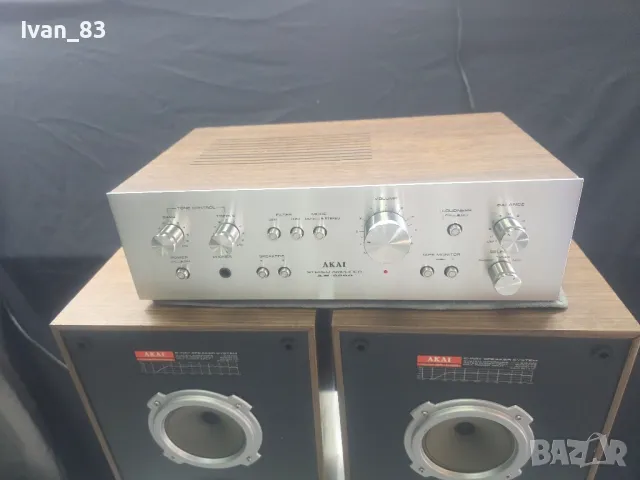 Усилвател Akai AM 2200 с тонколони Akai SR-H30, снимка 2 - Ресийвъри, усилватели, смесителни пултове - 50179685