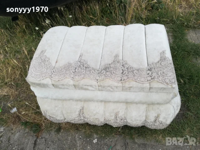 БЯЛА ТАБУРЕТКА 1706251207