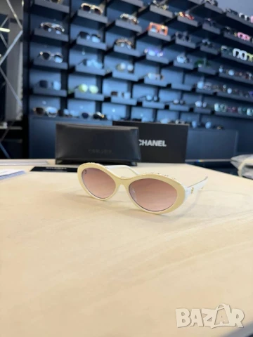 очила с черен обикновен калъф и ув защита miu miu chanel , снимка 5 - Слънчеви и диоптрични очила - 51080065