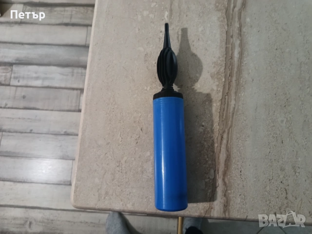 Продавам помпичка за надуване на балони