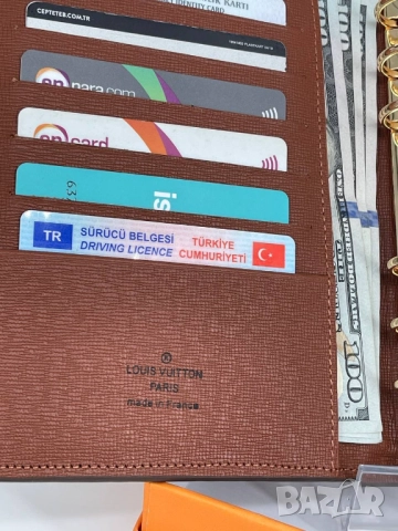визитник и тефтер в кутия от естествена кожа louis vuitton, снимка 8 - Чанти - 51454864