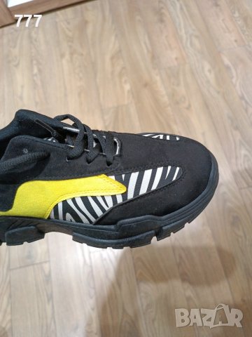 обувки , снимка 3 - Дамски ежедневни обувки - 43587599