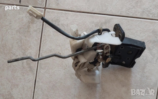 Ключалка Заден Капак Мазда 6, снимка 4 - Части - 50712796