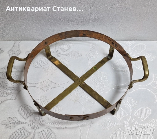 Медна стойка за горещо сервиране , снимка 3 - Аксесоари за кухня - 52407887