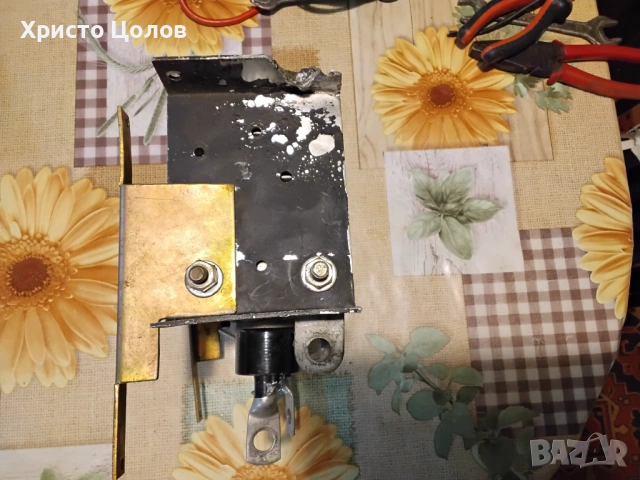 Мощни тиристори два броя, снимка 3 - Друга електроника - 53050408