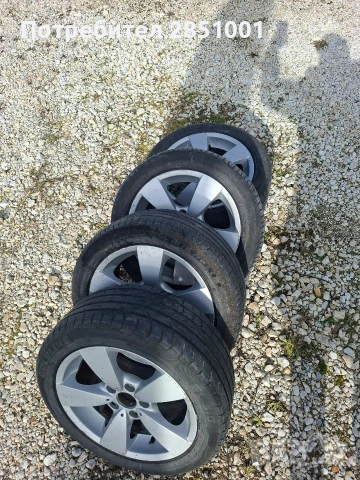 За БМВ.225/50/17