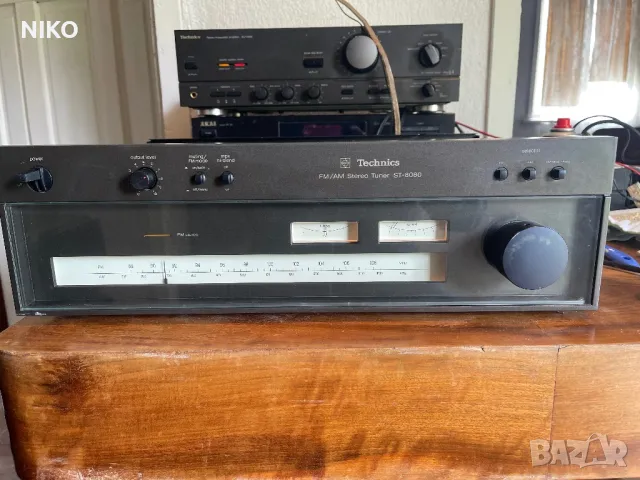 Technics  Stereo Tuner ST-8080