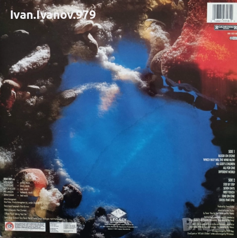 Vinyl (Uriah Heep - Different World), снимка 2 - Грамофонни плочи - 52394274