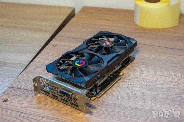 Като нова! Геймърска видео карта AMD Radeon 580 8 GB gaming видеокарта, снимка 7 - Видеокарти - 43376348