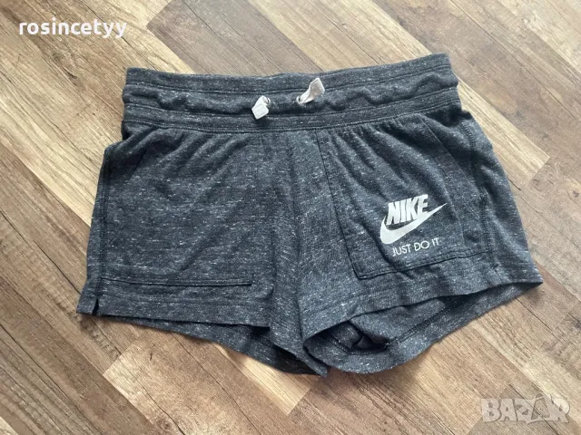 Къси панталонки Nike
