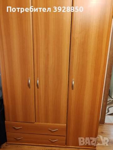 Обзавеждане за стая , снимка 2 - Спални и легла - 52915004