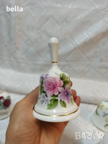 Колекция от порцеланови фирмени камбанки , снимка 11 - Антикварни и старинни предмети - 52017042