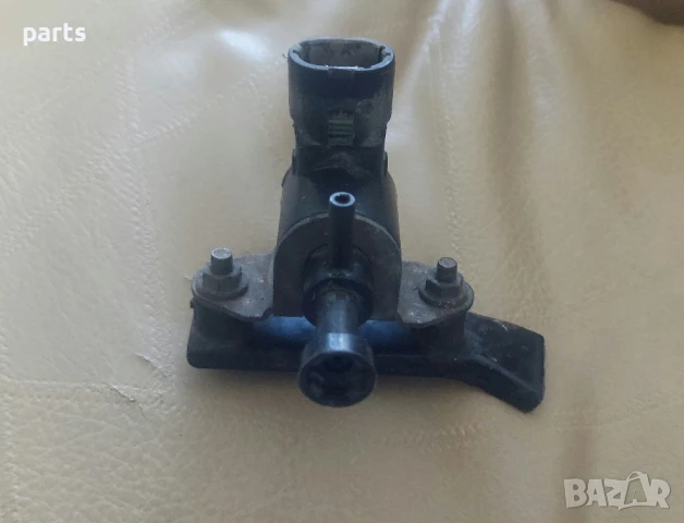 Вакуум Клапан Рено Клио 1 (1), снимка 4 - Части - 50496507