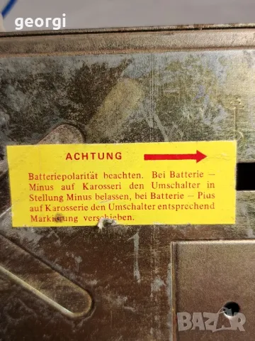 ретро немско радио за кола, снимка 8 - Радиокасетофони, транзистори - 48356697