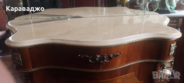 Конзолен Шкаф/Огледало, снимка 10 - Шкафове - 49624807