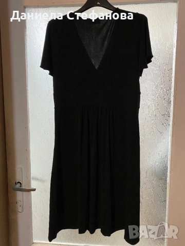 Малка черна рокля с камъчета Calvin Klein, снимка 2 - Рокли - 52279421