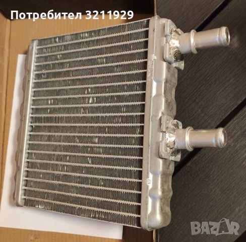 Радиатор парно Honda HRV , снимка 1 - Части - 40100567