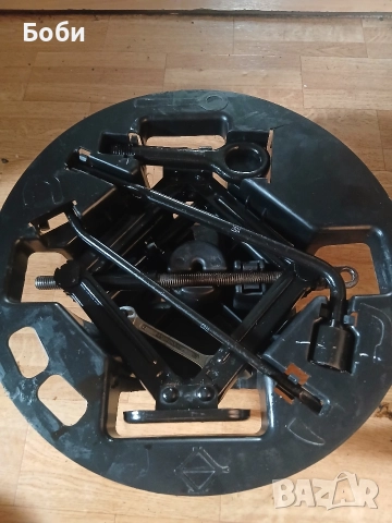 Органайзер с инструменти хюндай кия оем нов, снимка 4 - Аксесоари и консумативи - 52719880