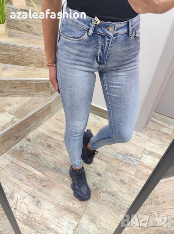 Дънки слим фит с push up ефект, снимка 5 - Дънки - 52733657