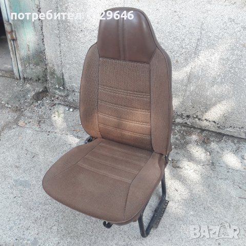 Оригинална единична седалка за бус, автобус, камион, трактор, комбайн, снимка 1 - Части - 38167277
