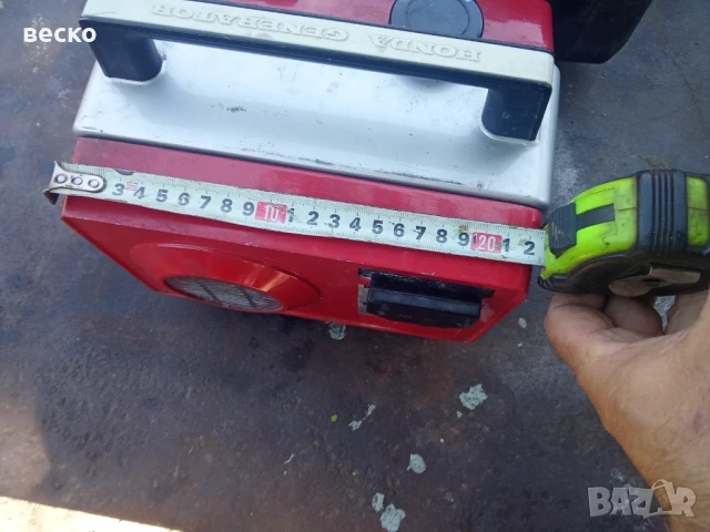 Малък портативен генератор honda, снимка 15 - Стяги - 51225997